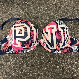 Victoria’s Secret PINK Wear Everywhere Push Up Bra